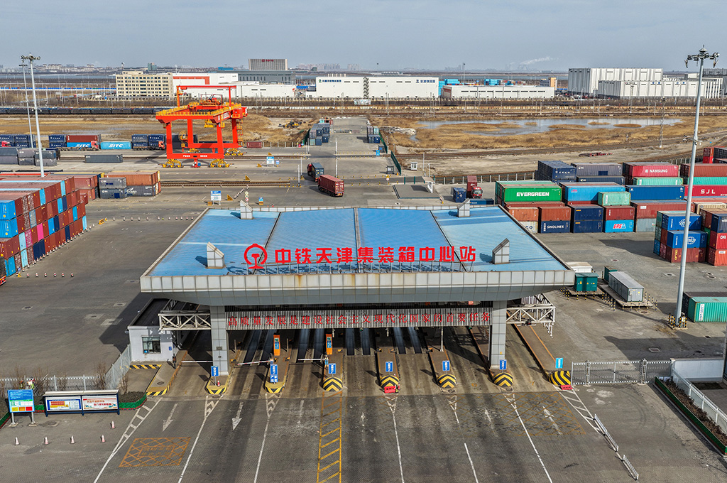 1月19日，中铁天津集装箱中心站现场。杨宝森摄