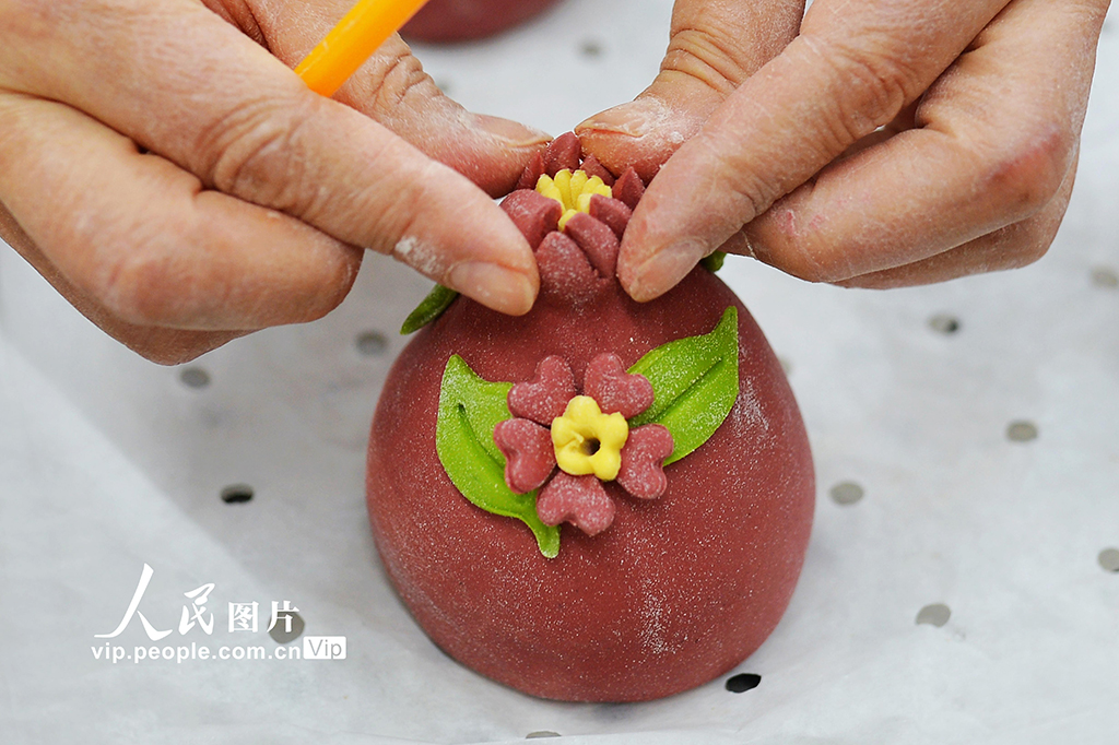 山東青島：花餑餑俏銷迎新春【5】