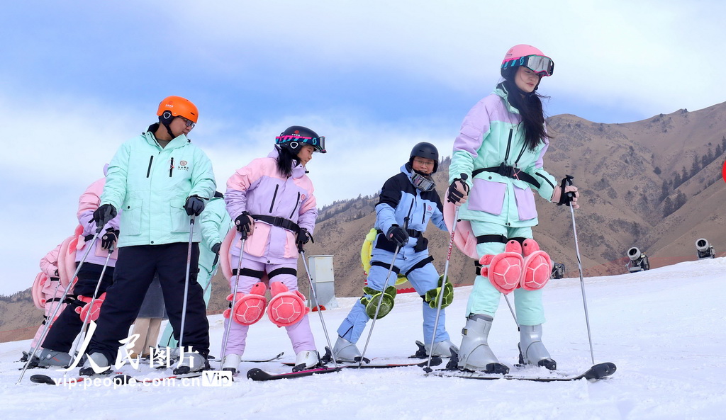甘肅張掖：體驗滑雪運動樂趣【6】