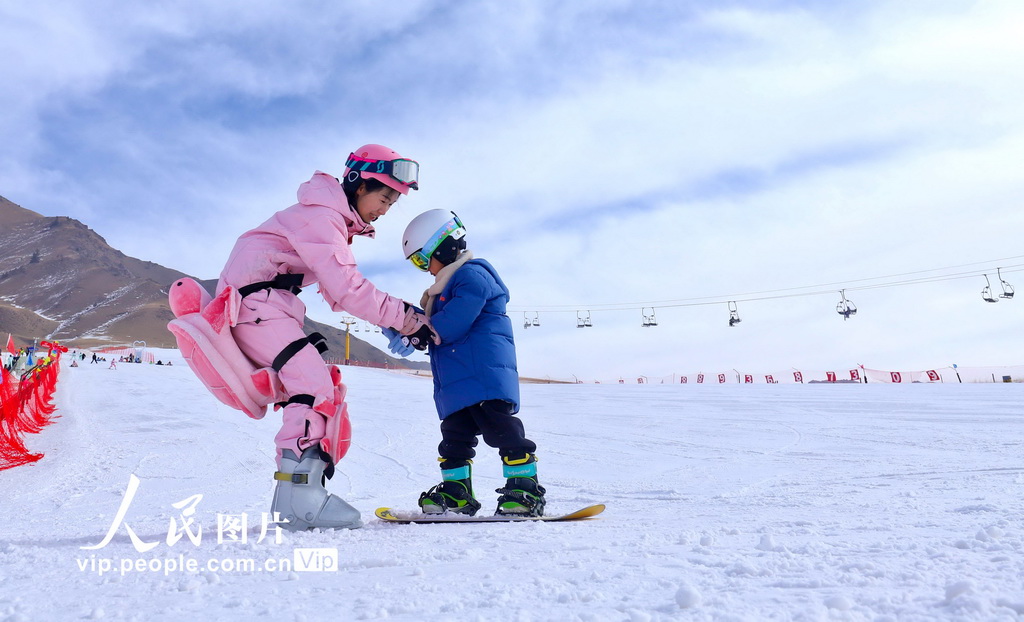 甘肅張掖：體驗滑雪運動樂趣【7】