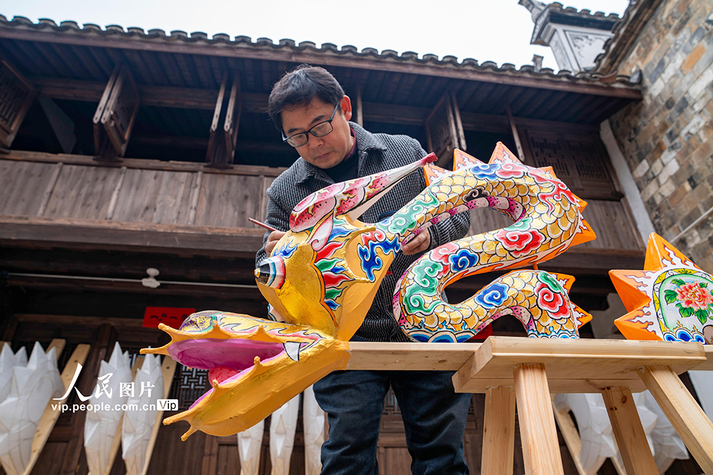 浙江浦江：趕制非遺板凳龍迎新春【6】