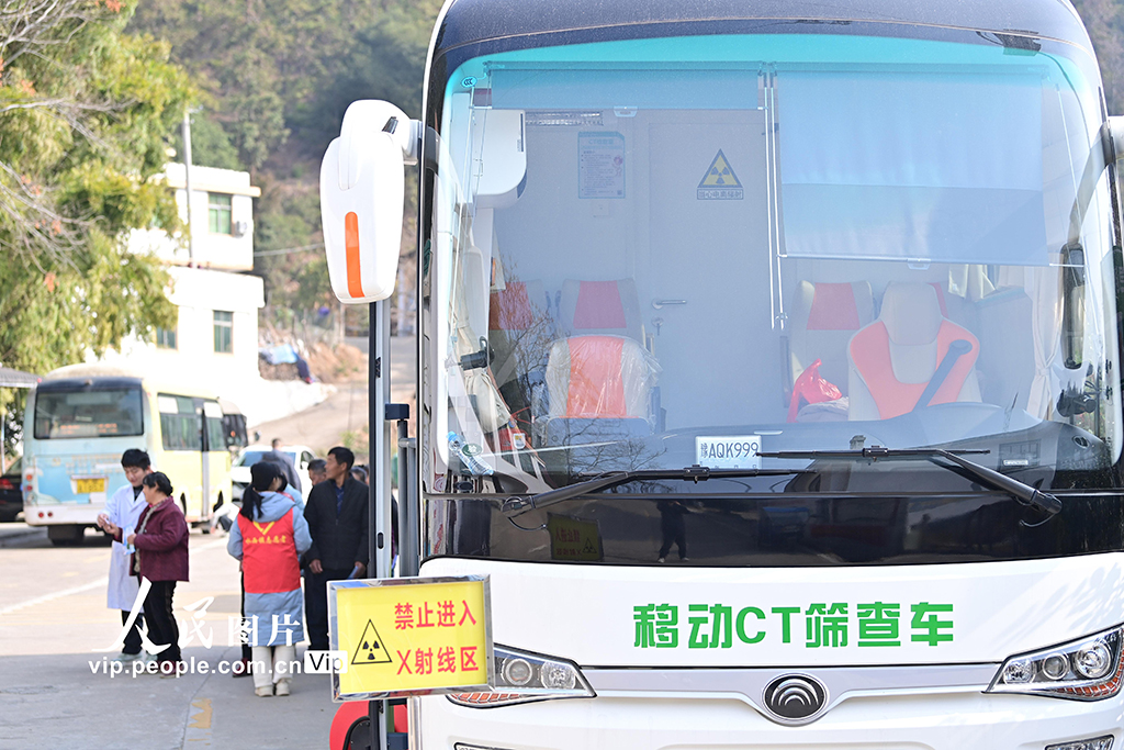 江西贛州：移動CT篩查車進鄉村【3】