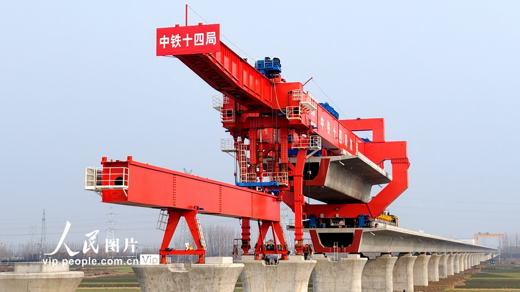 山東臨沂:濰宿高鐵臨沂段架梁施工忙【4】