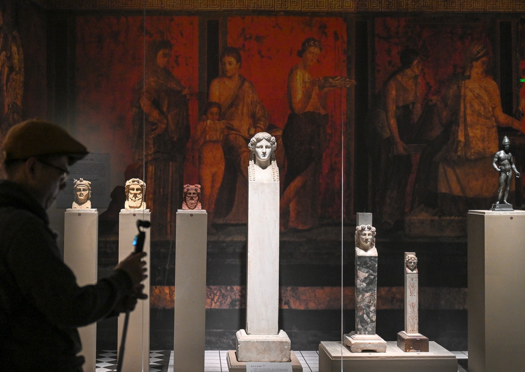 2月3日，由中國國家博物館與意大利特雷卡尼百科全書研究院共同推出的“叩問永恆——龐貝的探索與發掘”展在北京中國國家博物館開幕。