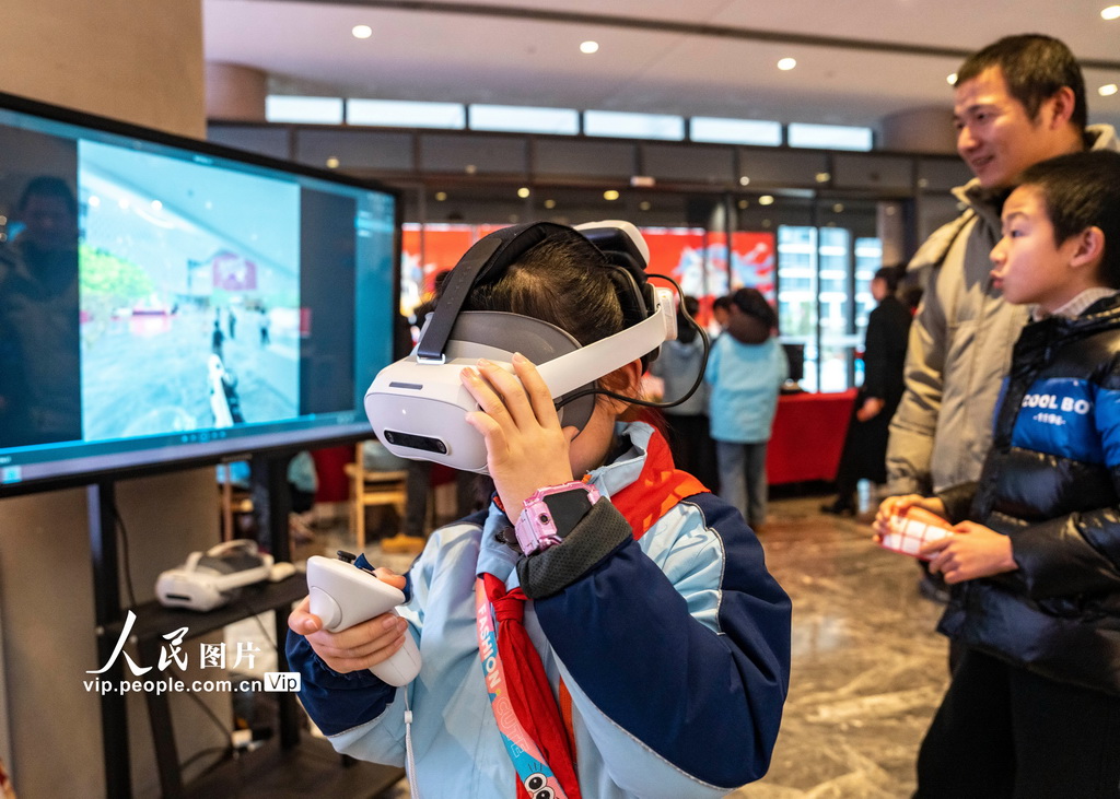 浙江金華:非遺過大年 科技迎新春【4】