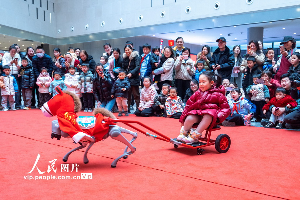 浙江金華:非遺過大年 科技迎新春【6】