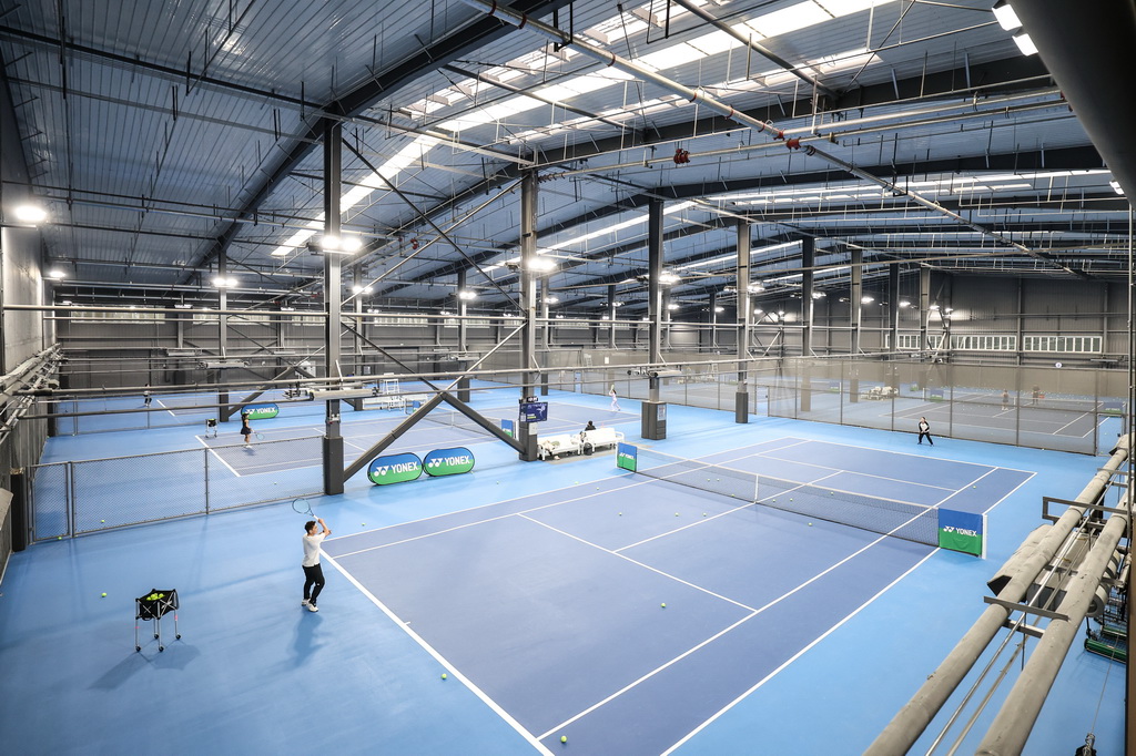 2月12日拍摄的沈阳粮仓文化创意产业园室内网球场。新华社记者 潘昱龙 摄