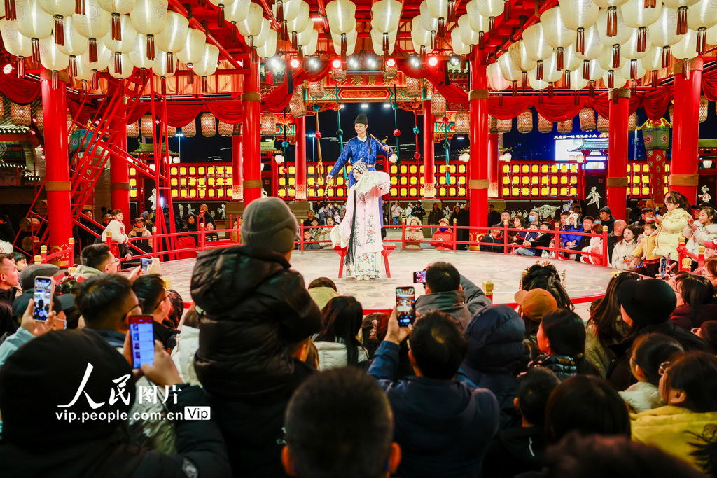 河北唐山:灯火璀璨耀老街 民俗欢腾迎八方客【2】