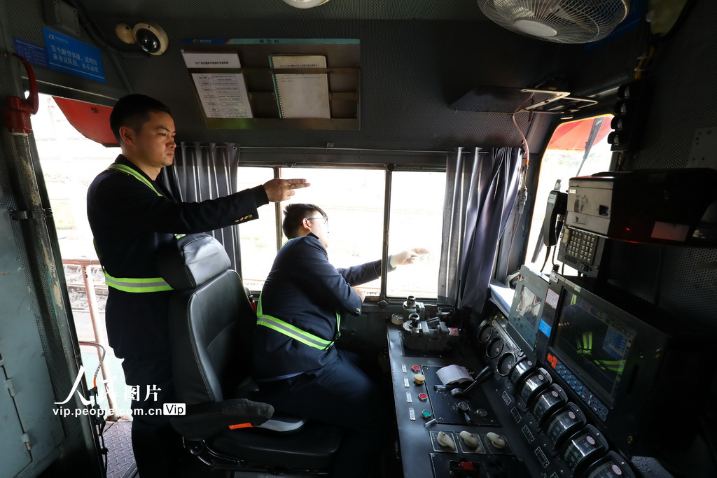 重慶:堅守崗位筑牢運輸保障線【3】