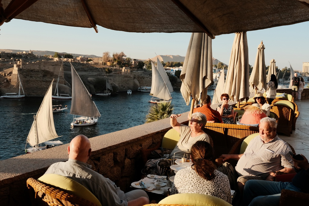 这是2月20日拍摄的埃及南部阿斯旺省一景。