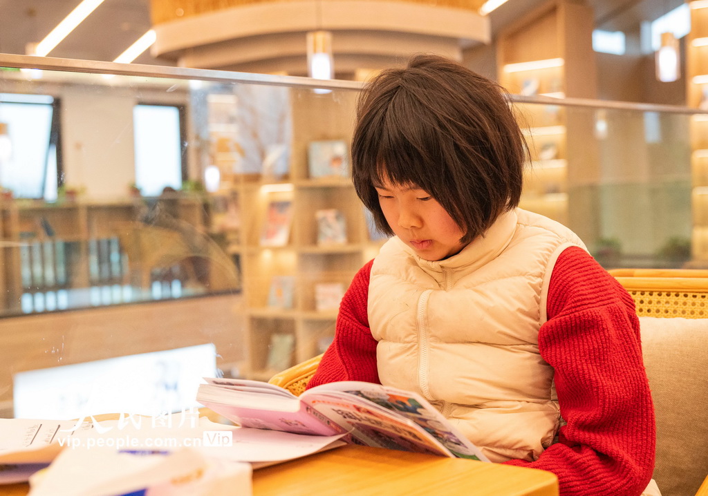 江苏宿迁:农家书屋品书香【3】