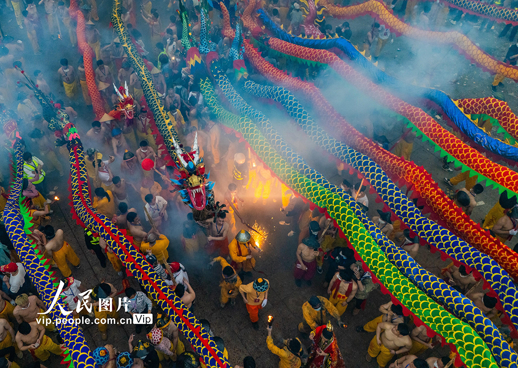 广西宾阳：炮龙起舞【4】