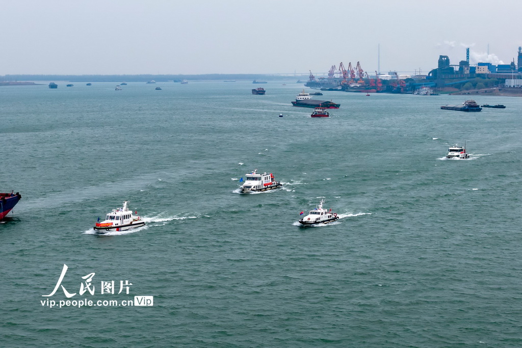 安徽芜湖:多部门联合执法普法 共同守护长江生态【4】