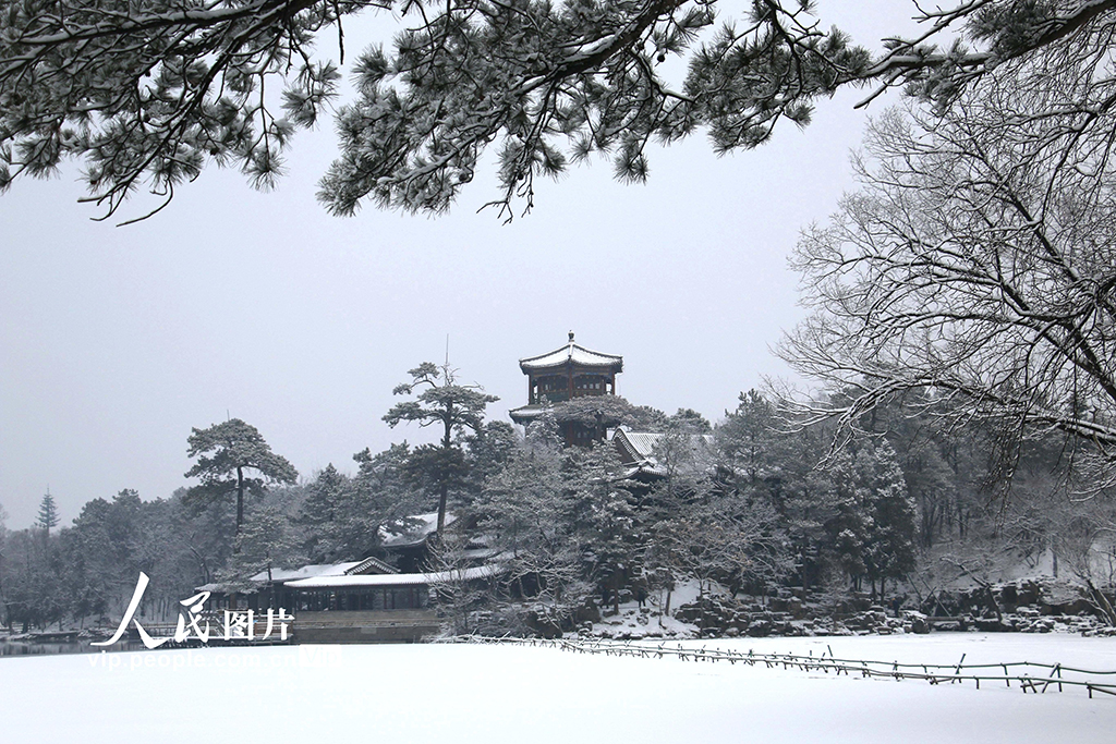 河北承德:雪落避暑山庄【2】