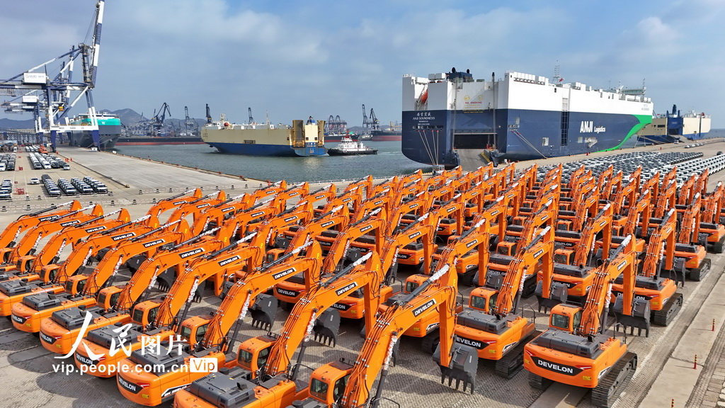 山東煙台：港口賦能 國產汽車順暢“出海”【4】