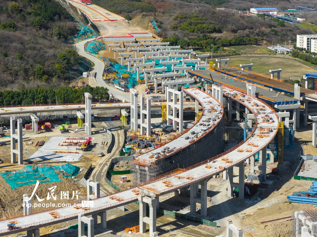 浙江宁波：杭甬复线宁波三期戚家山互通加速推进【5】