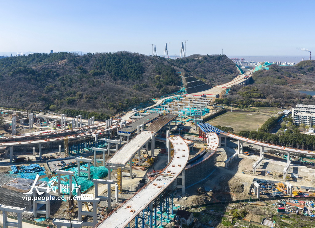 浙江宁波：杭甬复线宁波三期戚家山互通加速推进【7】