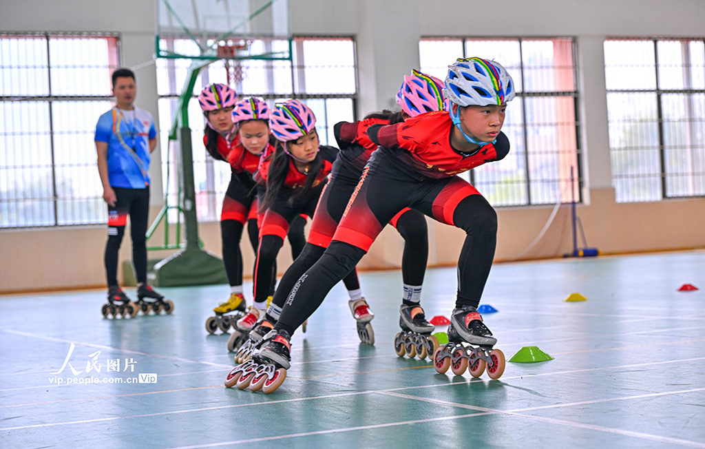 四川仁寿：轮滑运动进校园【3】