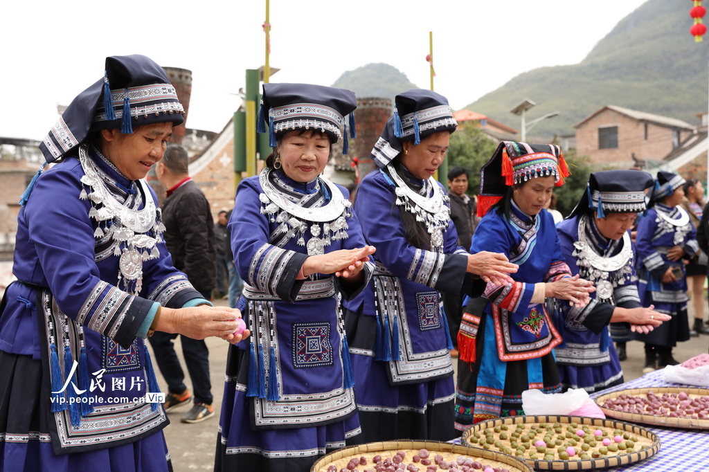 广西富川:瑶胞欢度佳节【3】