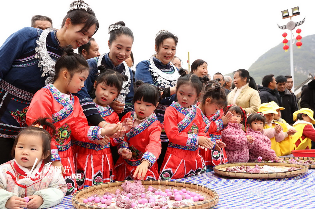 广西富川:瑶胞欢度佳节【5】