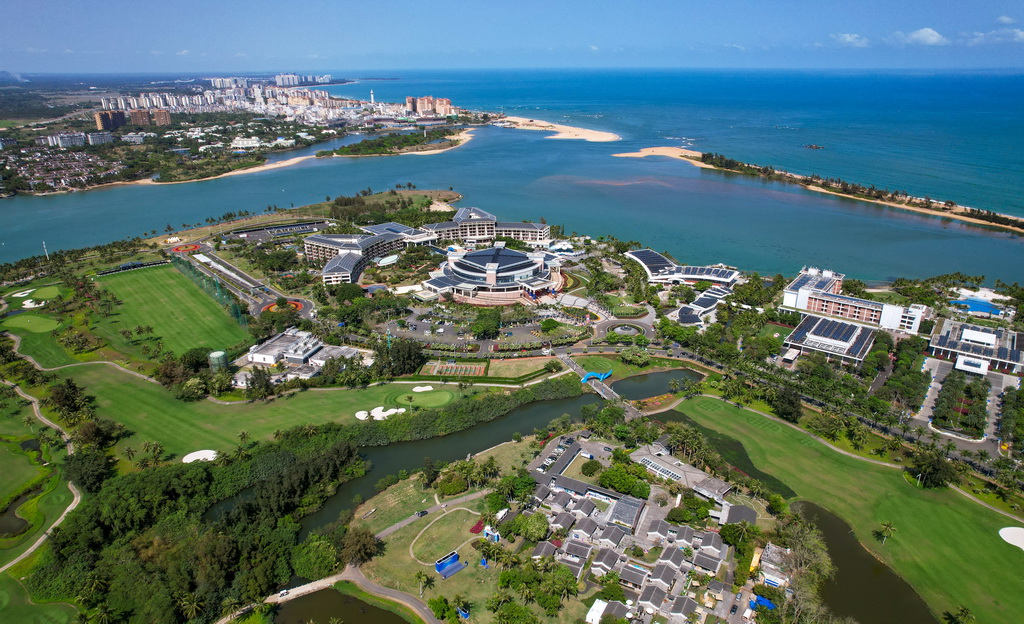 俯瞰博鰲零碳示范區所在地海南省瓊海市博鰲鎮東嶼島（3月19日攝，無人機照片）。