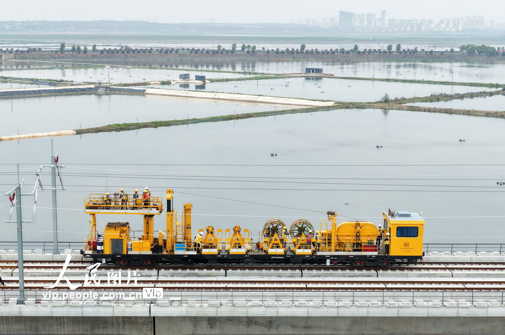 江西九江：京港高鐵昌九段首條接觸網導線成功架設【3】