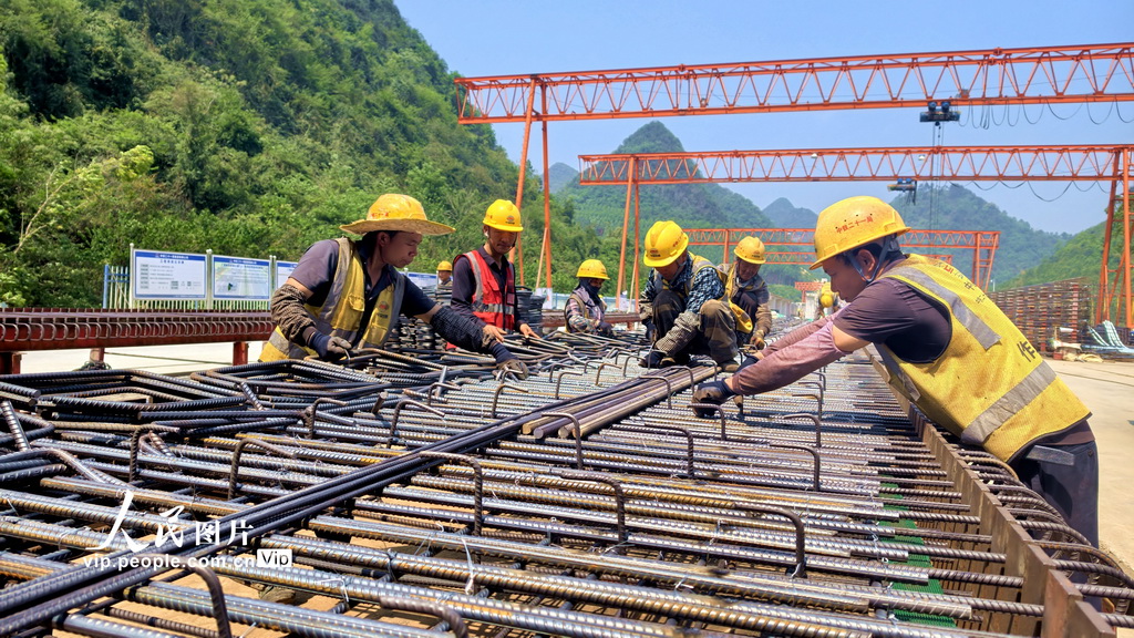 廣西：魚宜高速建設提速 攻堅沖刺保通車【3】