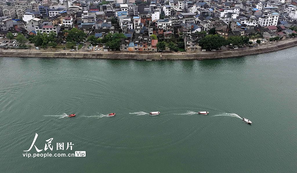 广西融安：水上应急救援训练举行【3】