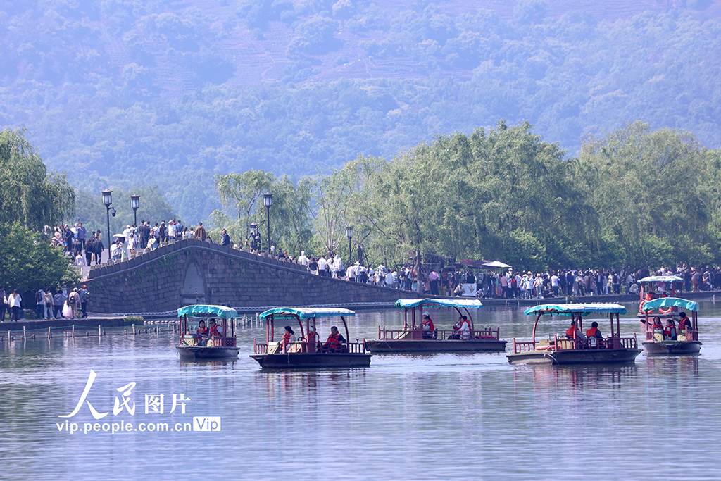 杭州西湖风景区人气旺【6】
