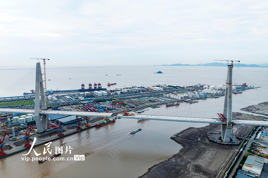 浙江寧波：甬江特大橋建設加速推進