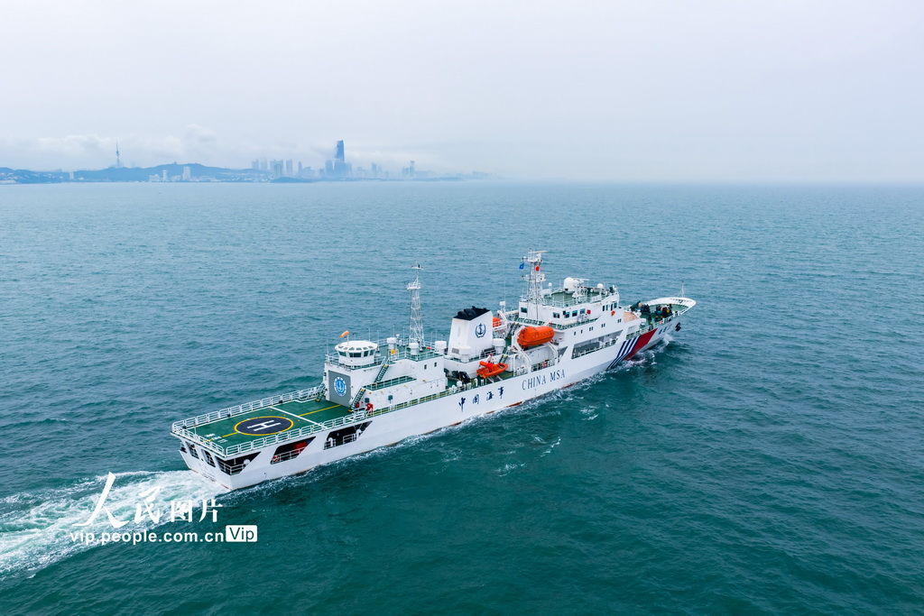 山东青岛：“海巡11”轮端午假期开展海上巡航行动【2】