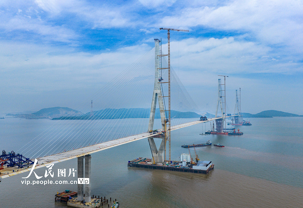 浙江舟山：青龙门特大桥主桥顺利合龙【3】