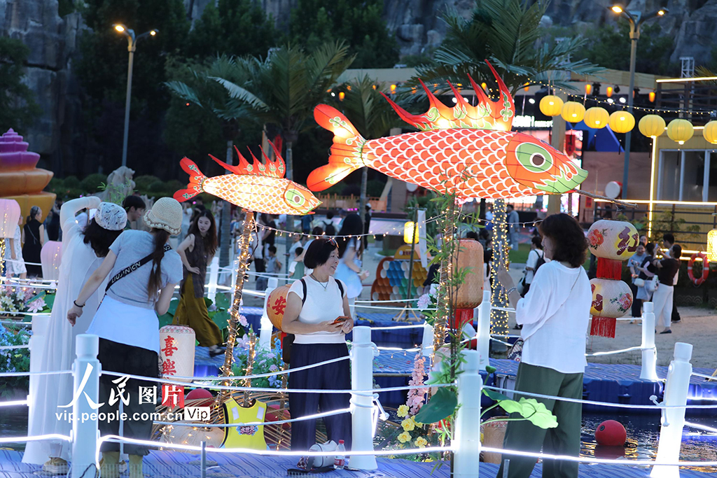 江苏仪征:扬州世博园沉浸式夜游开启【2】