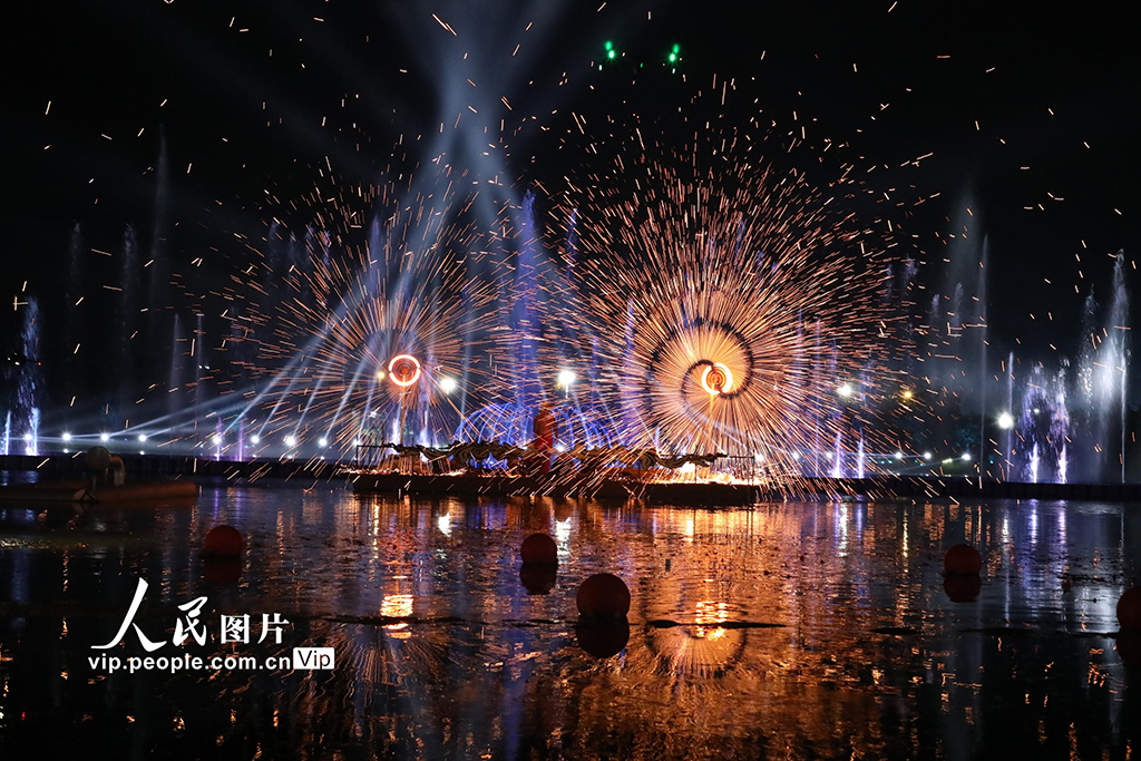江苏仪征:扬州世博园沉浸式夜游开启【6】