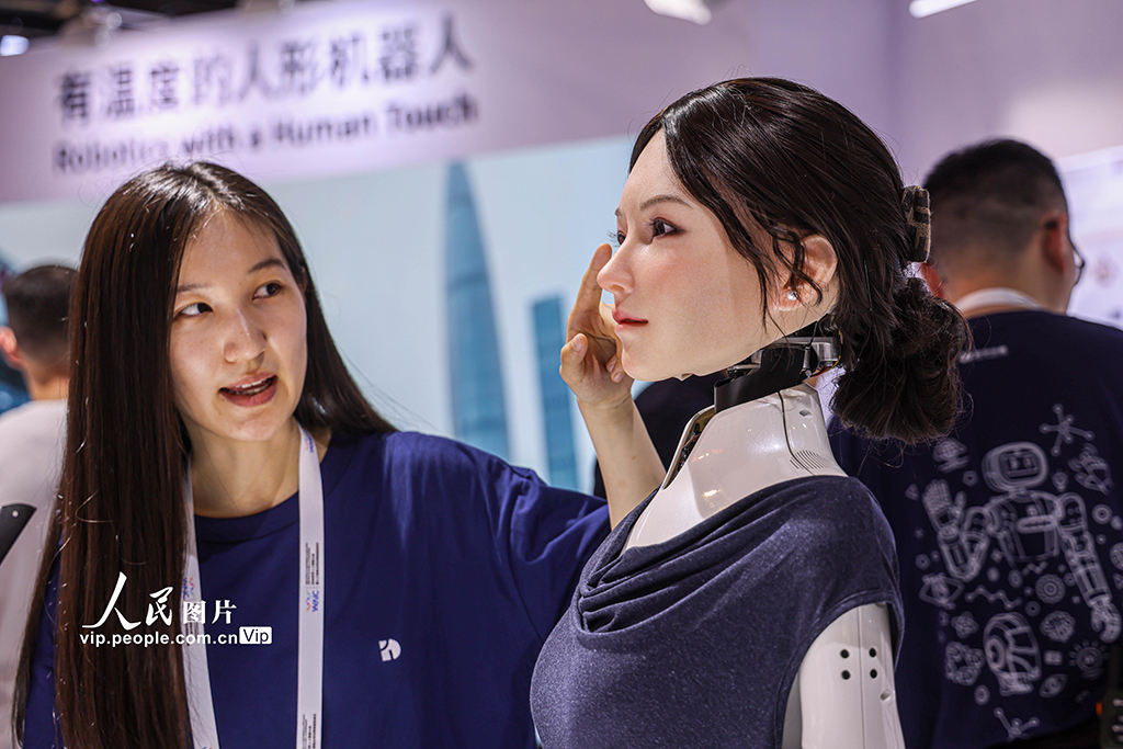 2026世界人工智能大会举行  超300款产品全球首发【8】