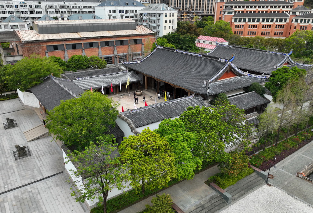 这是4月2日在福州马尾拍摄的中国船政文化园内复建的船政衙门（无人机照片）。