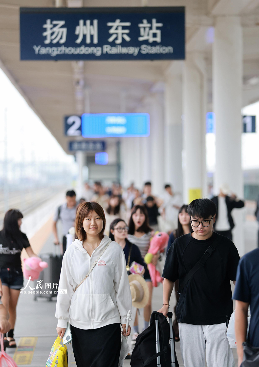 2026年全国铁路暑运结束【5】