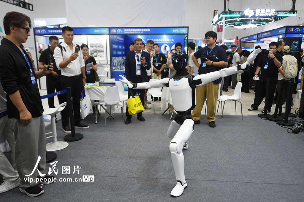 AI Show 2026杭州国际人工智能应用与机器人创新博览会启幕【6】