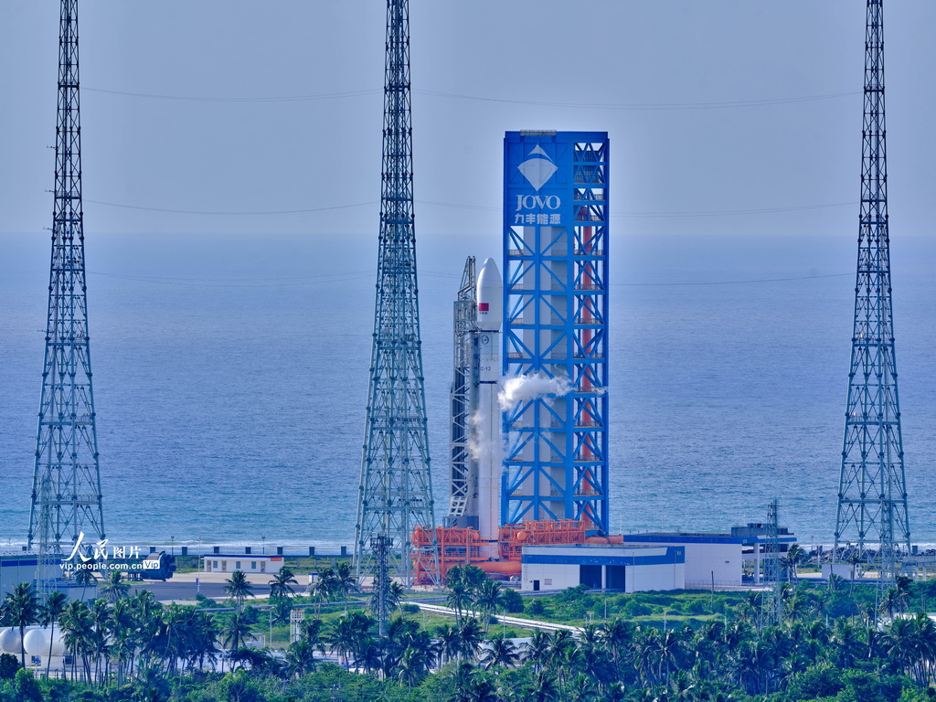 海南文昌：我国成功将卫星互联网低轨25组卫星发射升空【2】