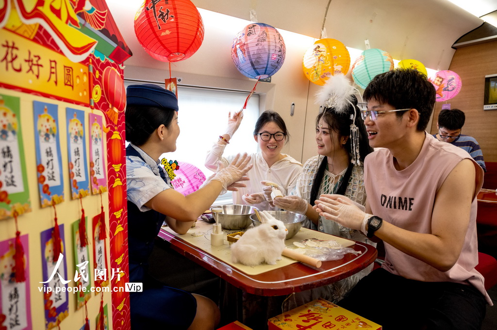 江西南昌:月满旅途 情满中秋【3】