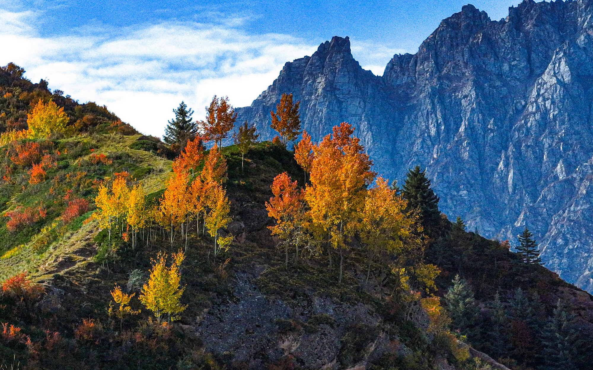 秋日祁连山风景如画