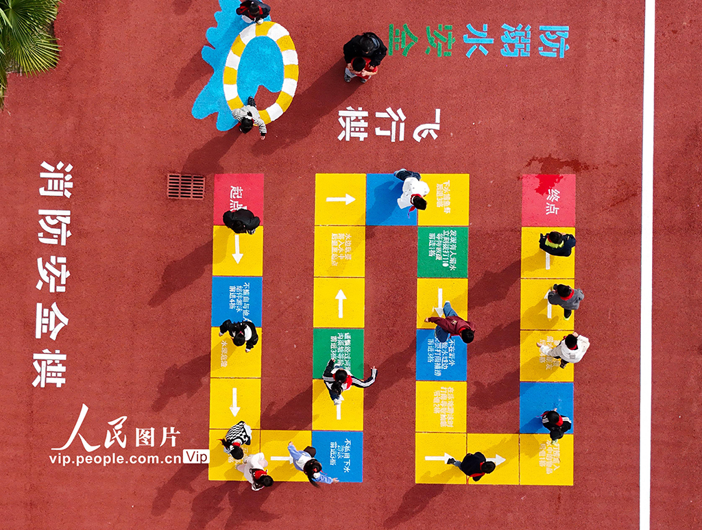 安徽淮北：操場變課堂 闖關學新知【5】