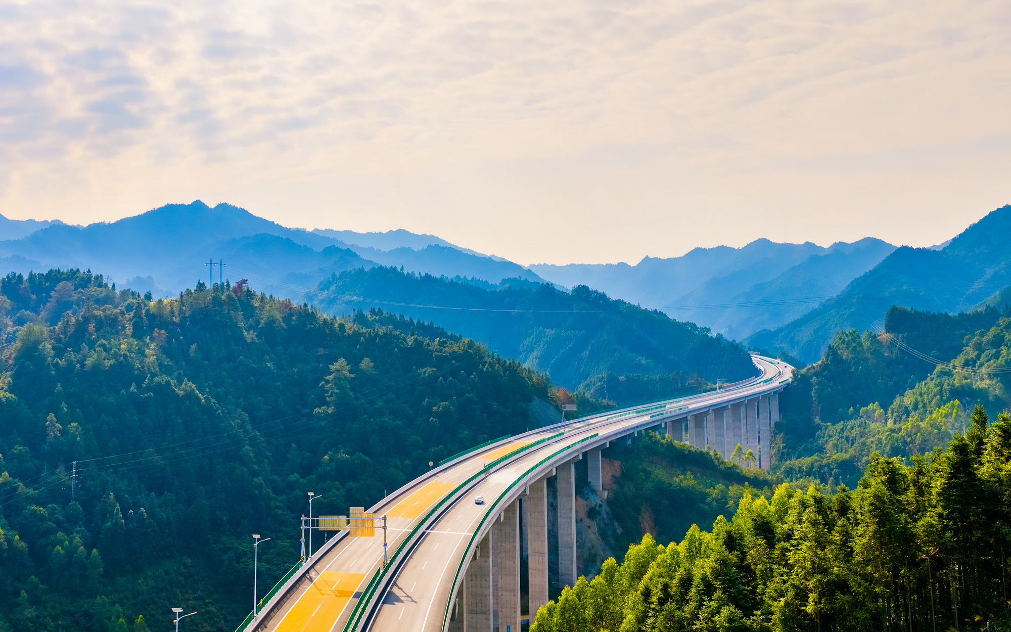桐金高速建成通车