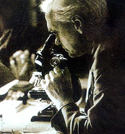 1955年3月11日:英国细菌学家弗莱明逝世