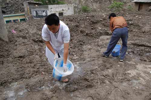 凉山人州人口_大凉山彝族人图片(2)