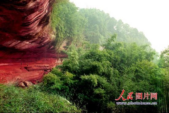 组图:贵州赤水丹霞地貌景观