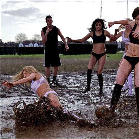 组图:<em>英国</em>狂野<em>足球宝贝</em> (7)--<em>图片</em>--人民网