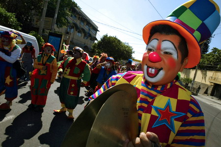 组图:圣萨尔瓦多小丑大会开幕