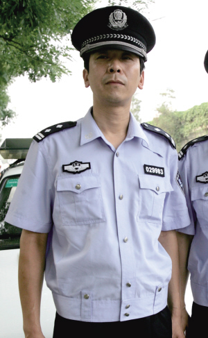 组图:北京警方近日进行夏季换装