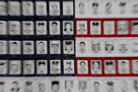 组图:逝者长已矣